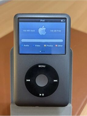 Apple 7th Generation 160GB
USB MP3 Player - Black (MC297LL/A)